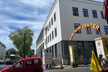 Berlin xét xử đường dây bị cáo buộc tổ chức kết hôn giả và nhận cha giả cho người Việt