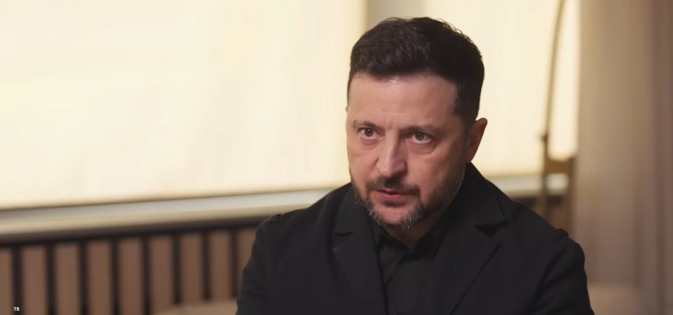 Kyiv bàng hoàng trước hành động của Trump: Chính phủ Ukraine ủng hộ Zelenskyy